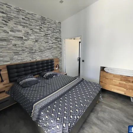 Privatif Terrasse Sans Vis A Vis ,,,sky House Agen,,, Апартаменты Ажен