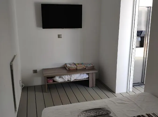 Piscine Chauffée Et Jacuzzi Privatif Terrasse Sans Vis à Vis ,,,sky House Agen,,, Appartamento *